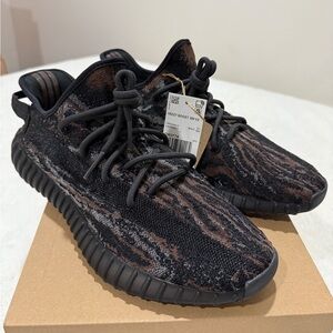 BNWT YEEZY 350 V2 COLOR MXROCK ADIDAS SIZE 10 US COMPLETE W/ BOX TAGS ADIDAS